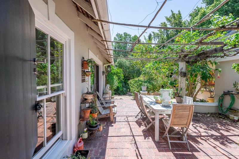 7 Bedroom Property for Sale in Somerset West Western Cape